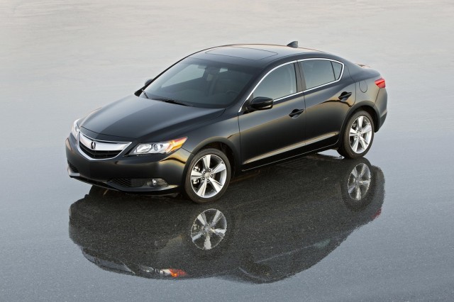 2014 Acura ILX Luxury Sports Sedan (6).jpg